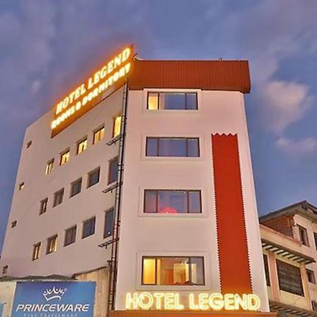 Fabhotel Prime Legend Surat Exterior foto